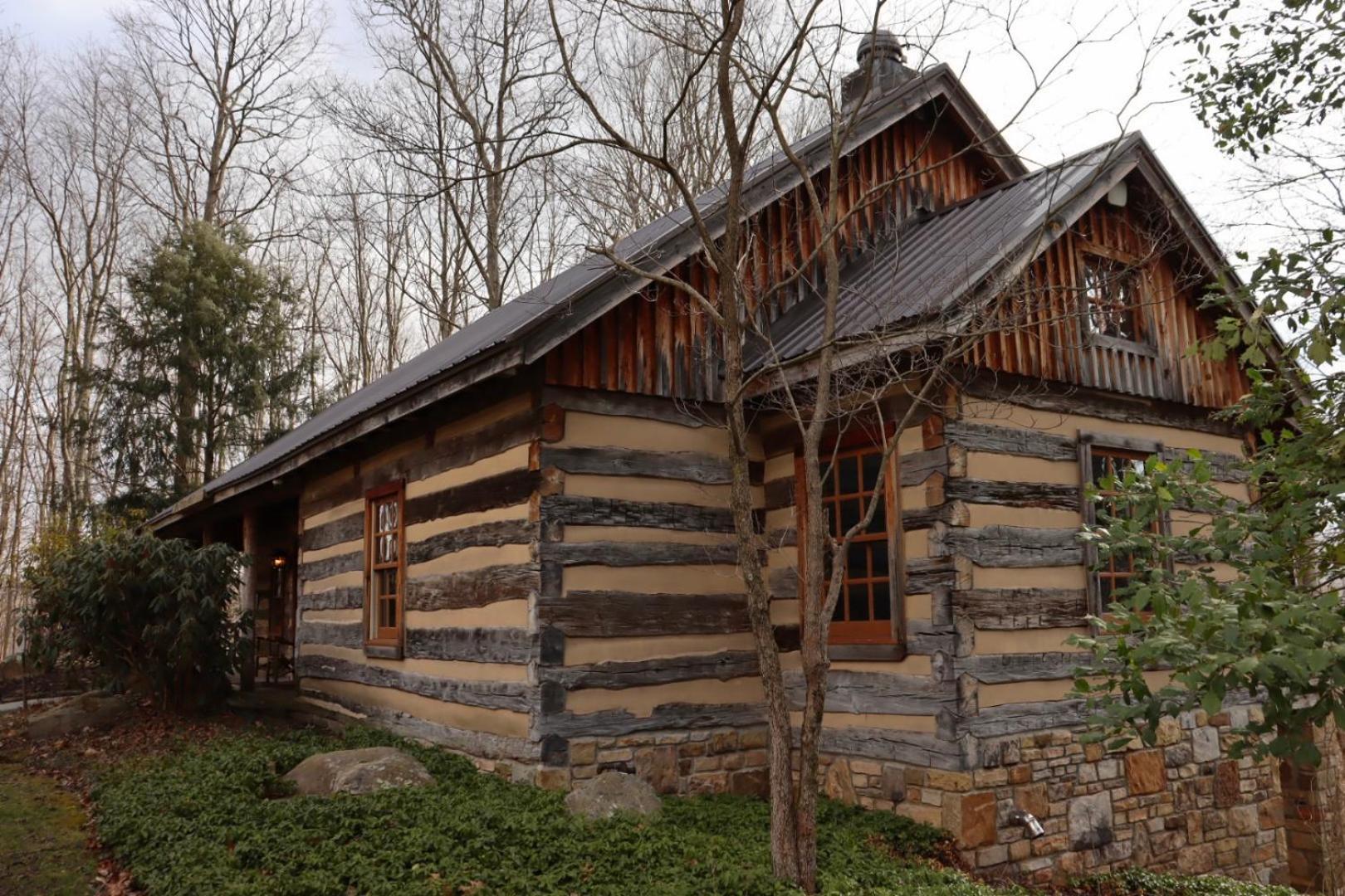 Oak Lodge Stahlstown Exterior photo